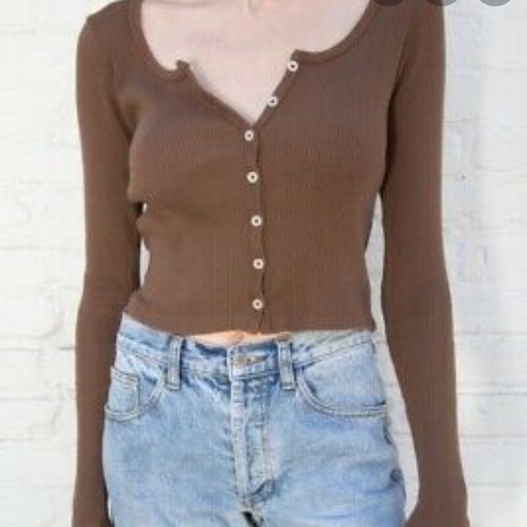 SOLD! Brandy Melville Long Sleeve Zelly Top SOLD! - Picture 2 of 2